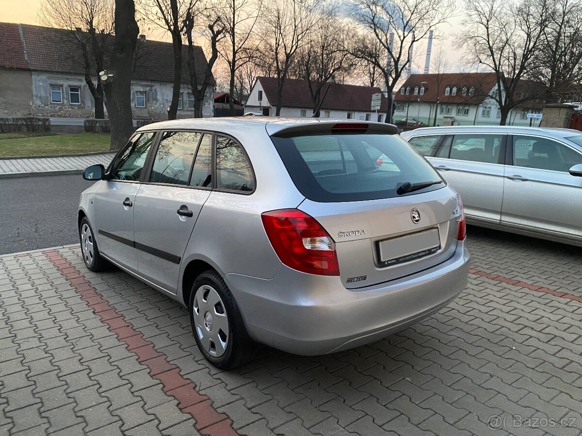 ŠKODA FABIA COMBI 2013 - SERVISNÍ KNIHA - 3
