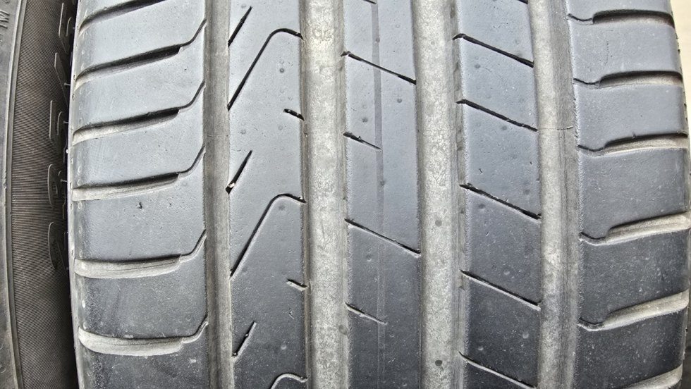 Letní pneu 235/55/19 Pirelli - 3