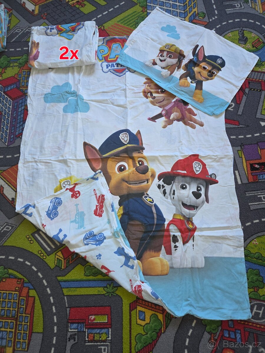 Povleceni prosteradla do postylky. - 3