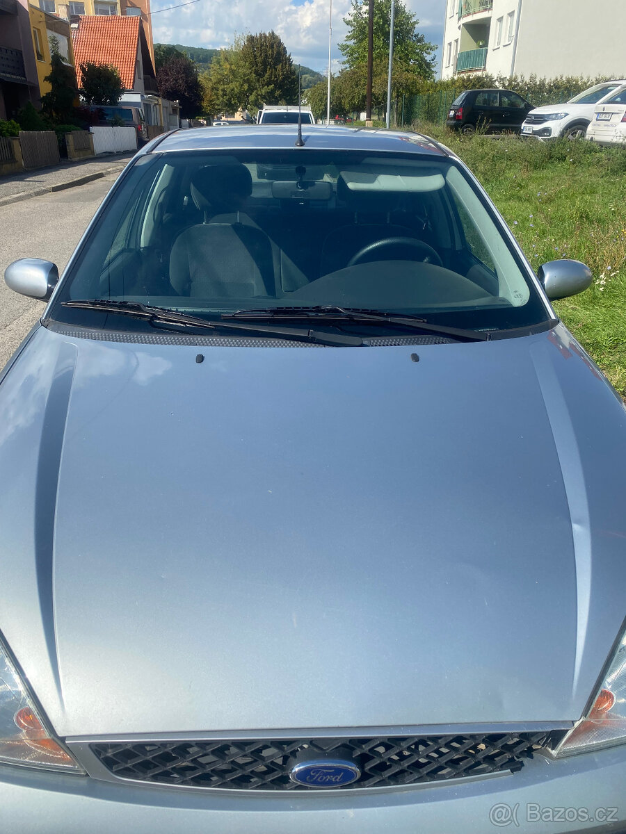 Ford Focus 1,6 benzín - 3