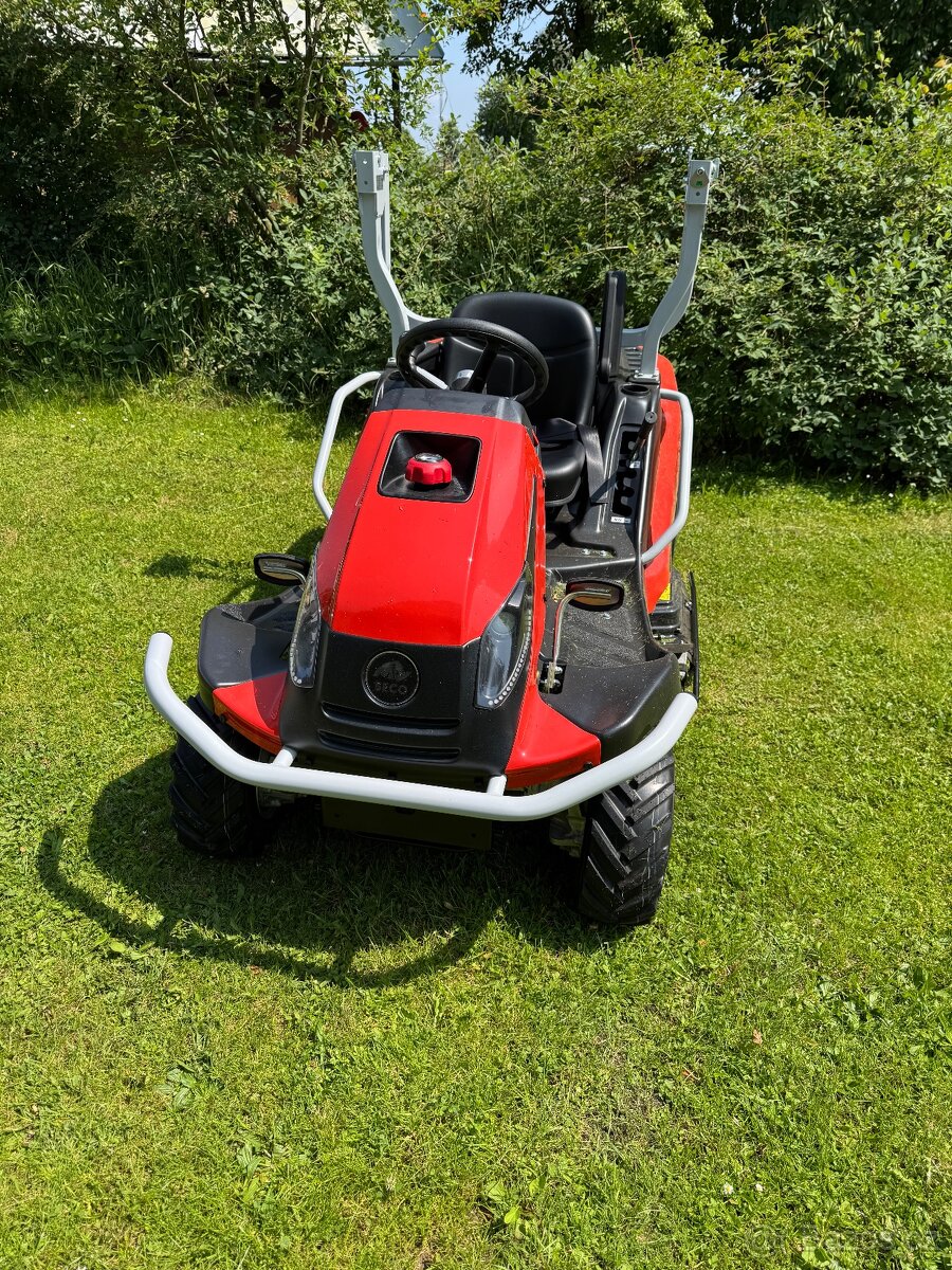 Zahradní traktor SECO GOLIATH 4x4 - 3