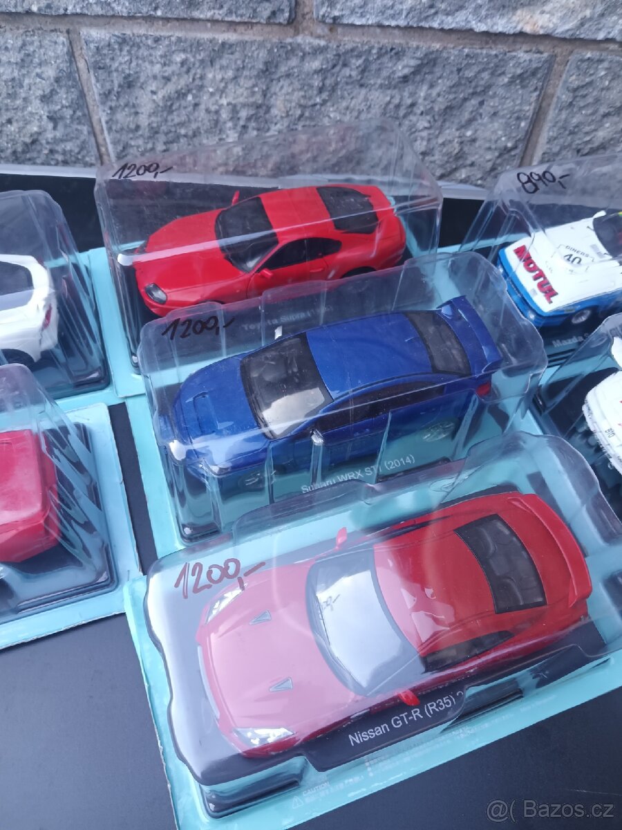 Modely 1:24 Japonci Subaru, Toyota, Nissan,... - 3