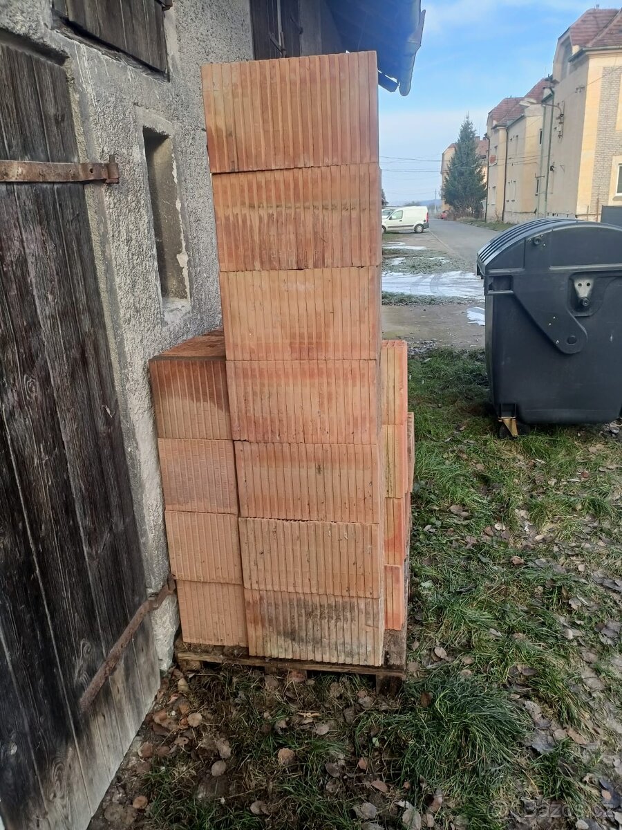 Cihla Heluz různé druhy - 3