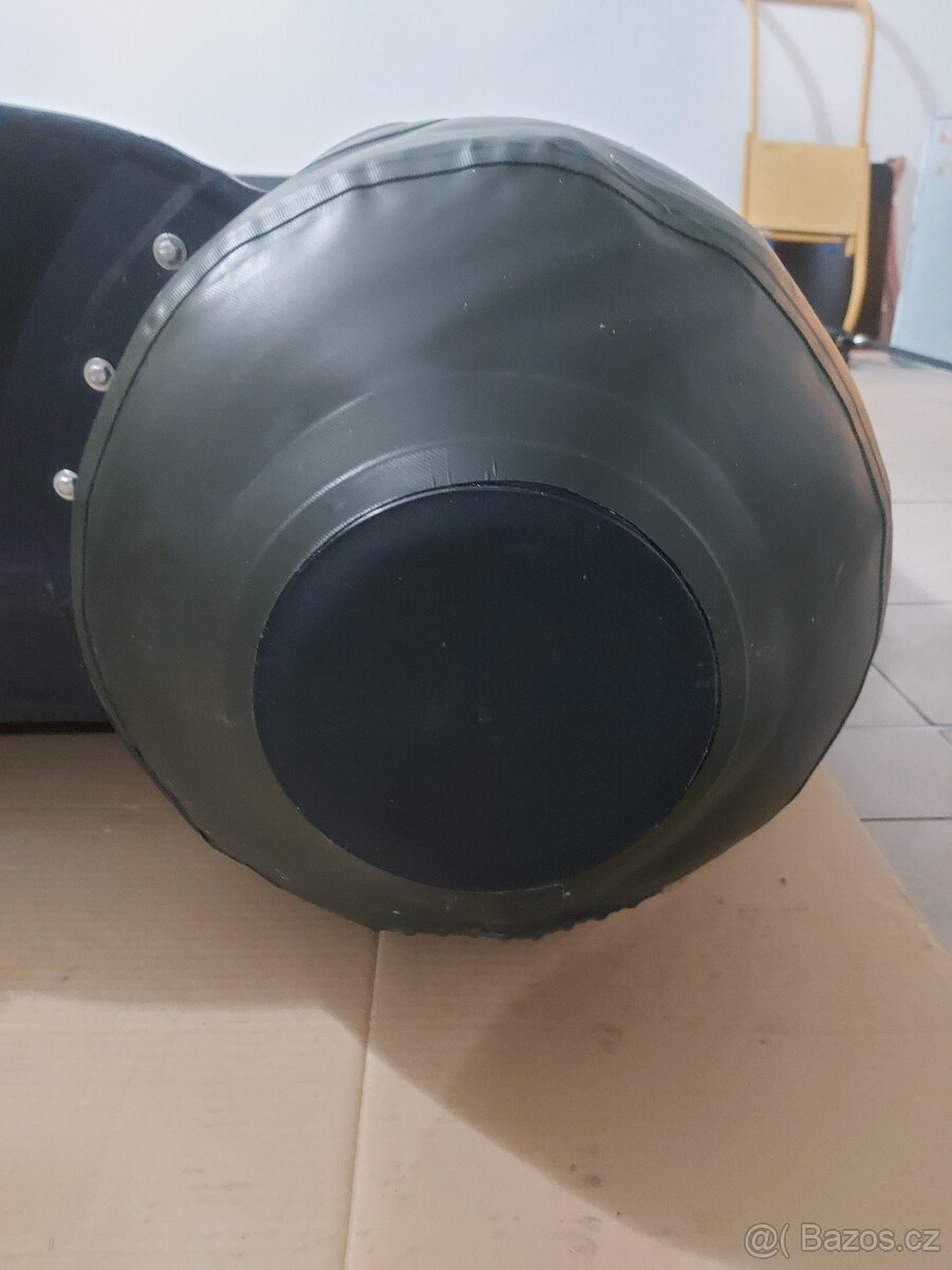 Prodám člun Prologic Element Wave Rider - 3