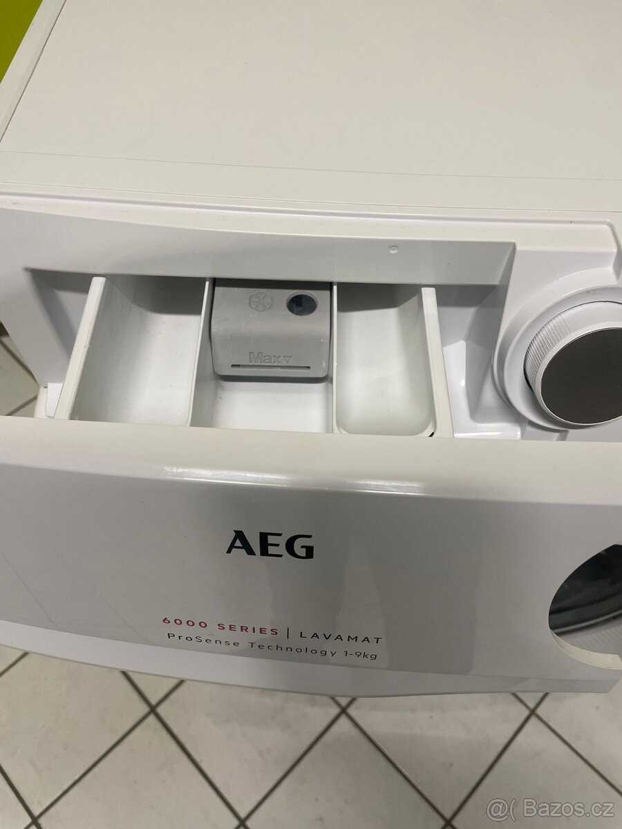 Pračka AEG L6FBG49WC. En. třída A+++///1400 ot/min - 3