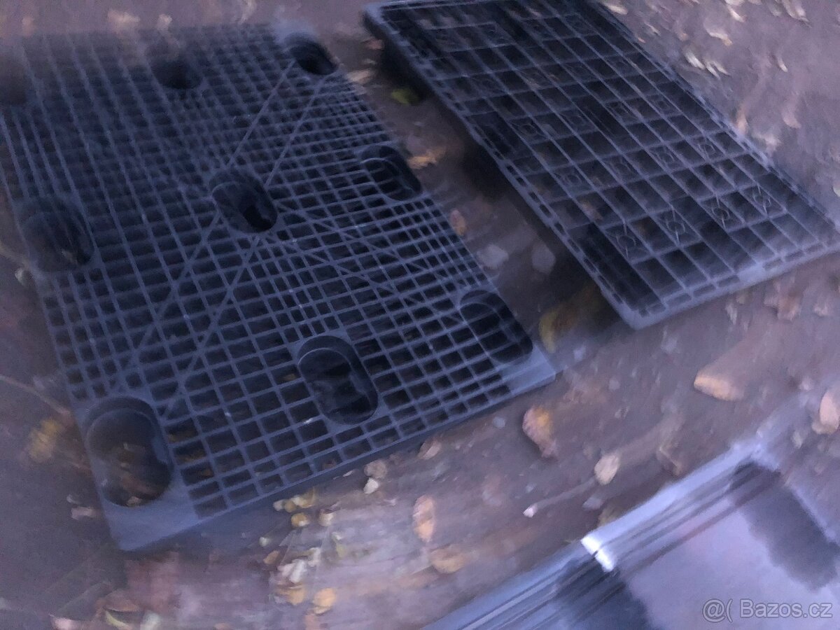 Plastové palety - 3