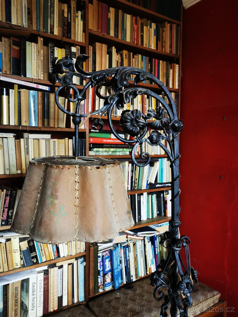 Starožitná kovová lampa - 3