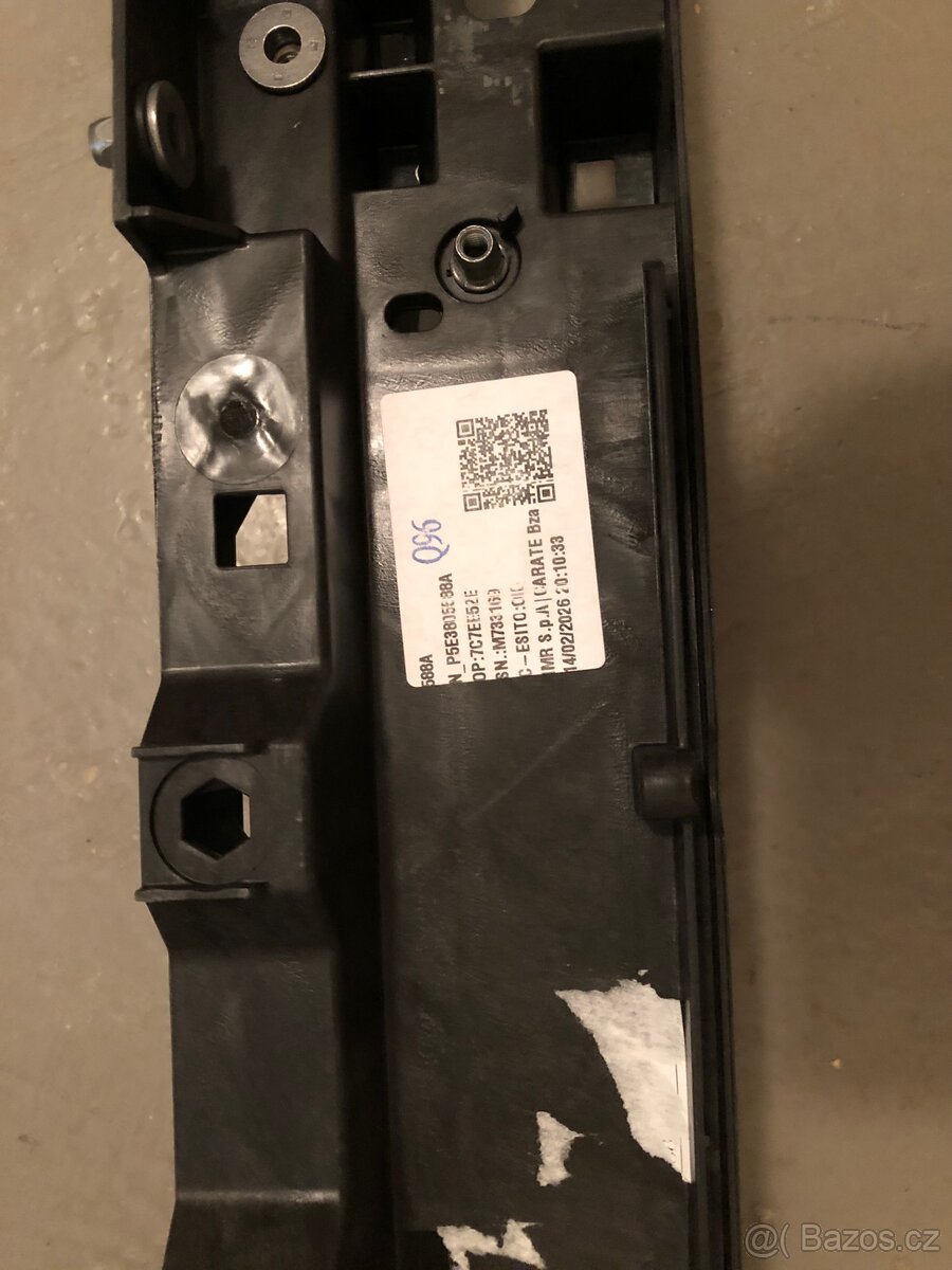 Chladičová stěna Octavia 4 , 5E3805588A - 3