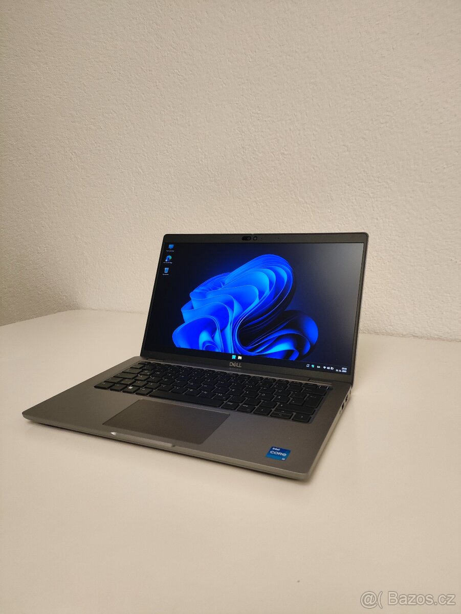 Latitude 5440 | i5 • 16GB • 256GB SSD - 3