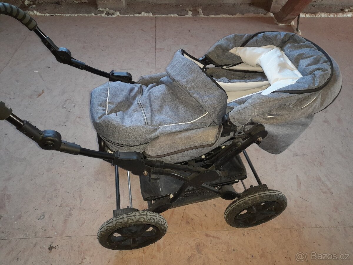 Kočárek Chic4baby Viva - 3