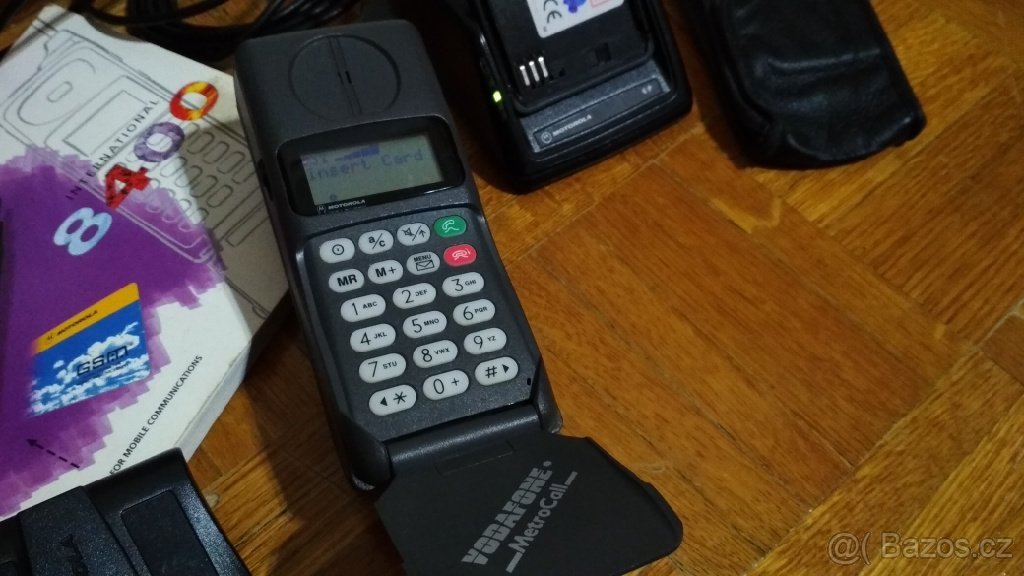 Motorola 5200 MicroTac - 3