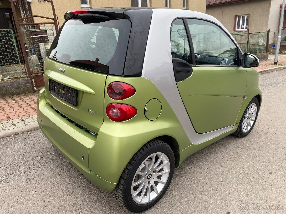 Smart fortwo mhd 0.9i 52kW klimatizace - 3