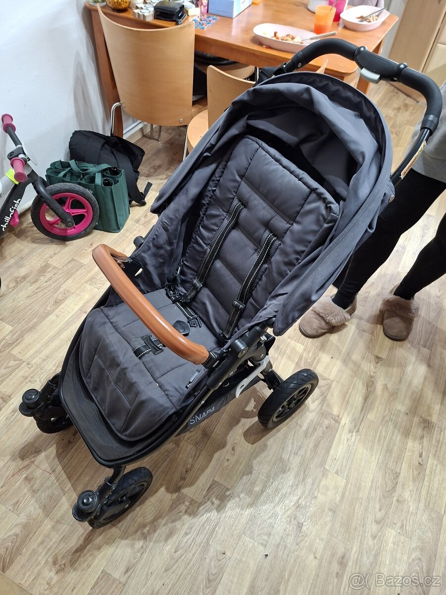 Kočárek Valco Snap 4 - 3