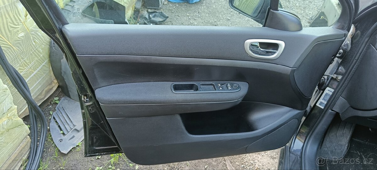Levé přední dveře Peugeot 307 Break - 3