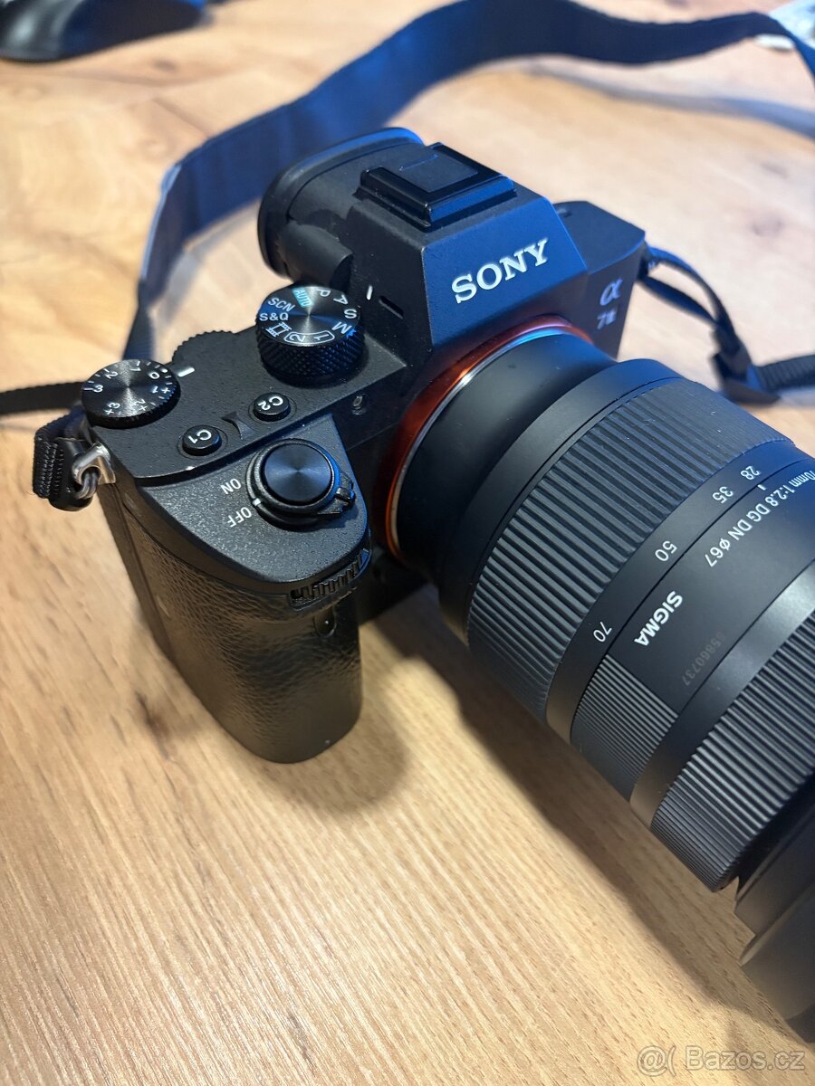 Fotoaparát Sony A7III + objektiv Sigma 28-70 f/2,8 DG DN C - 3