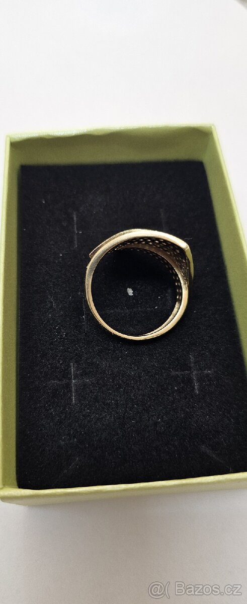 Prodám Dámský zlatý prsten s kamínky - 3