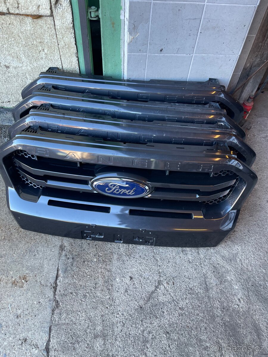 FORD RANGER——-PREDNI MASKA - 3