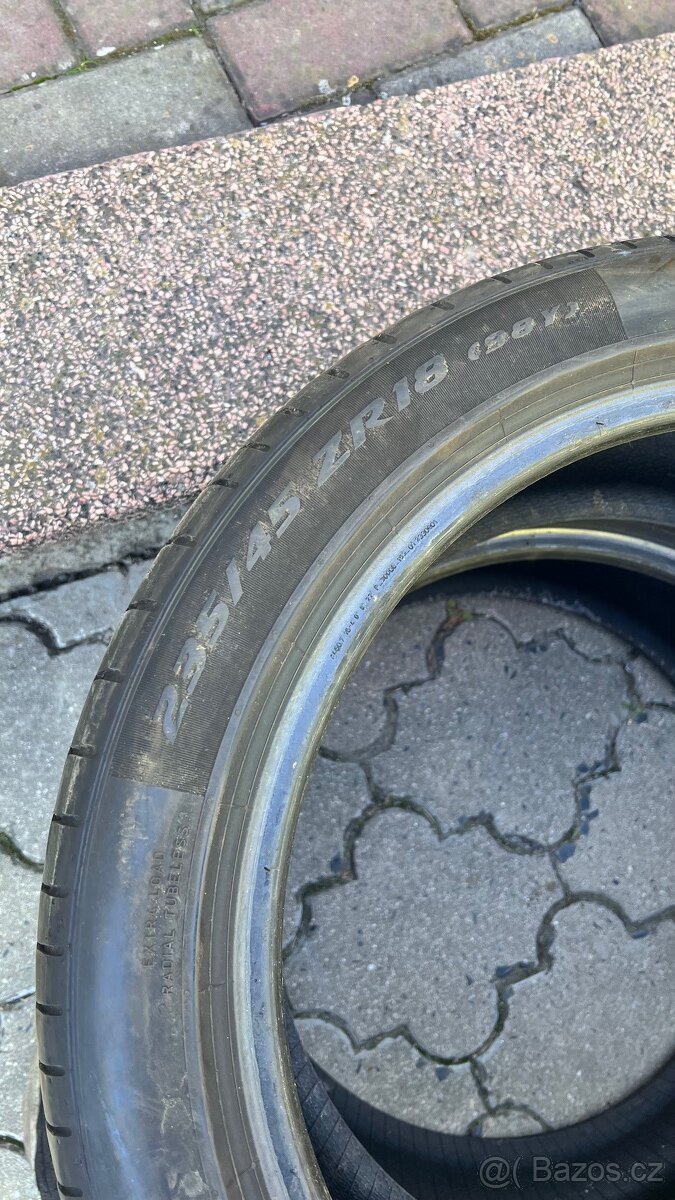 pneu 235/45R18 letní sada - 3