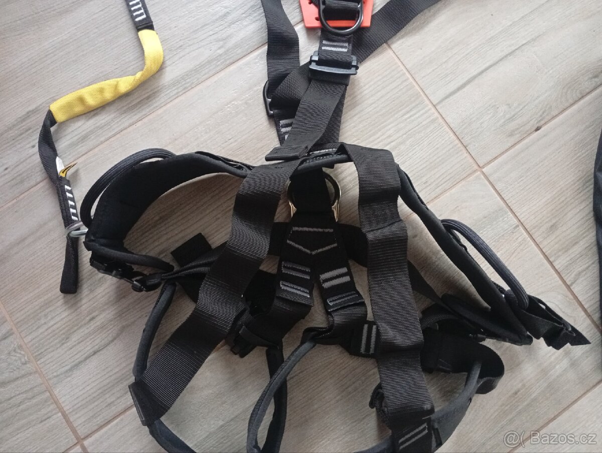 Lezecký postroj - 3