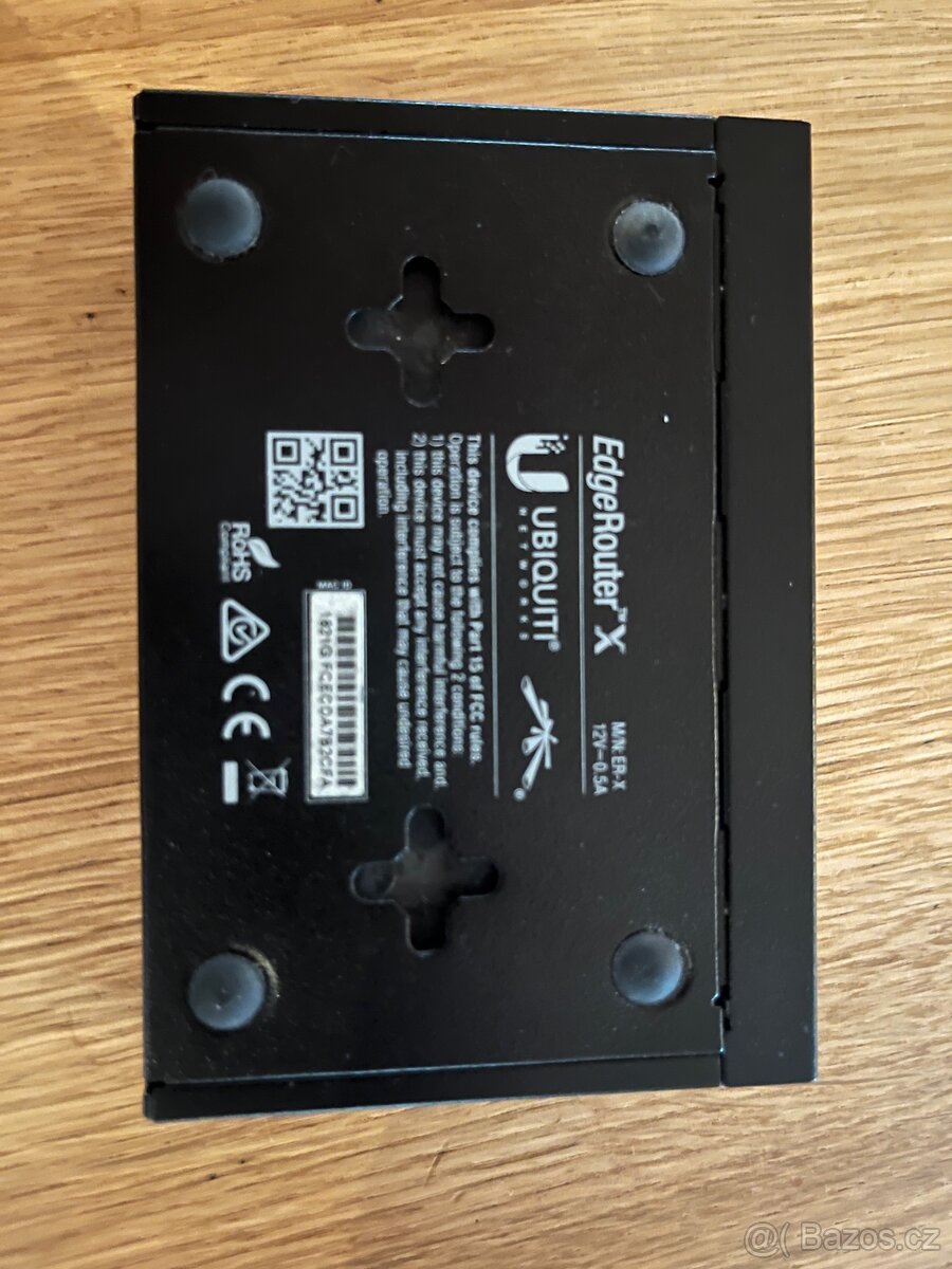 Ubiquiti EdgeRouter X - 3