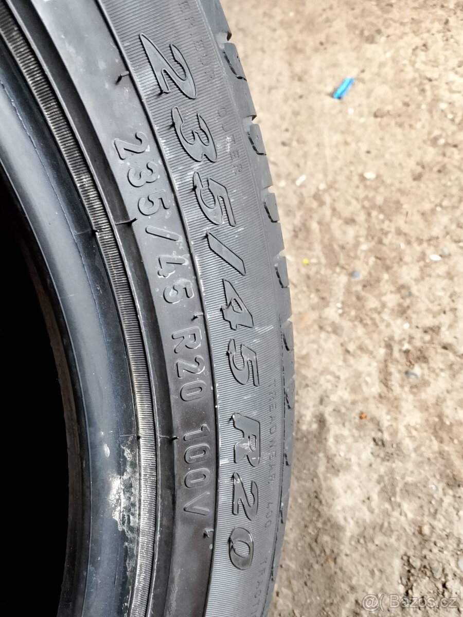 235/45/20 100v Pirelli - letní pneu 2ks - 3
