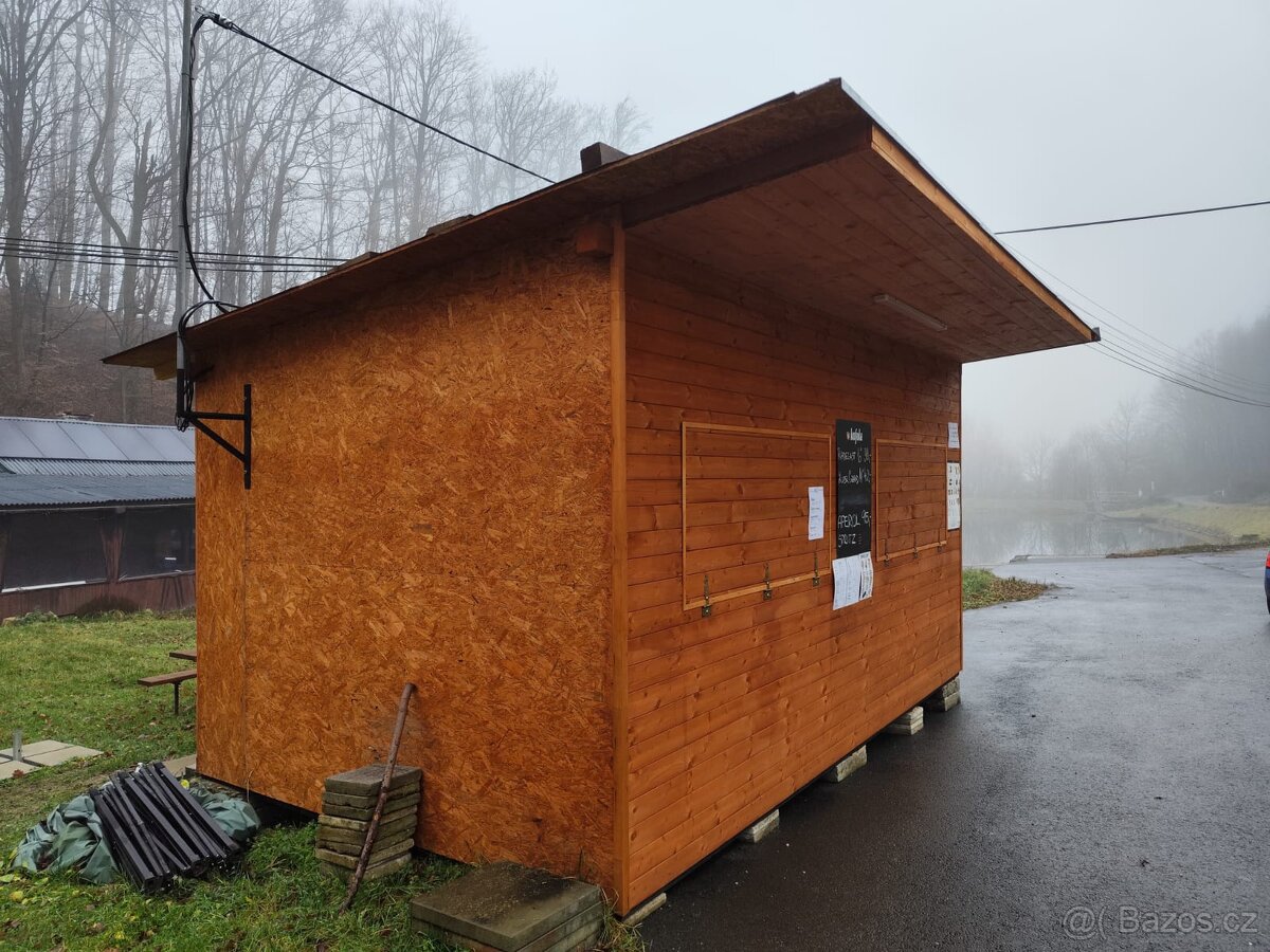 Sezónní prodejní stánek - 3