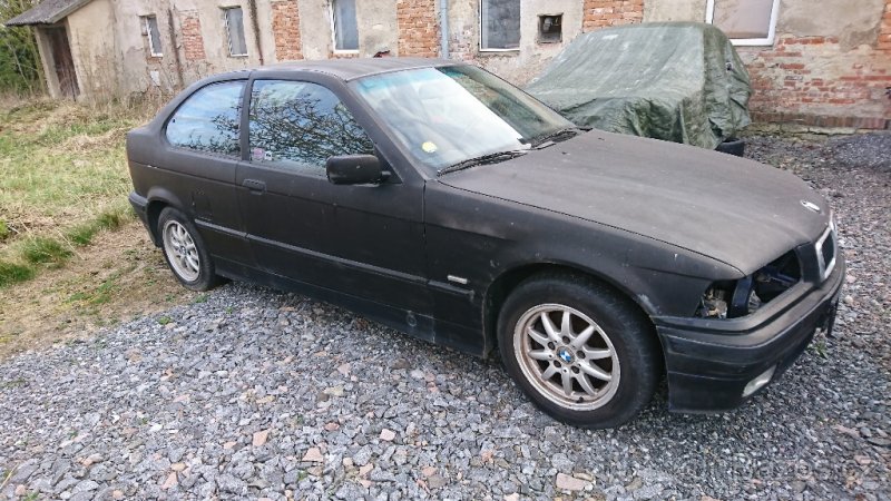 BMW E36 318ti compact- pouze 130tis km - 3