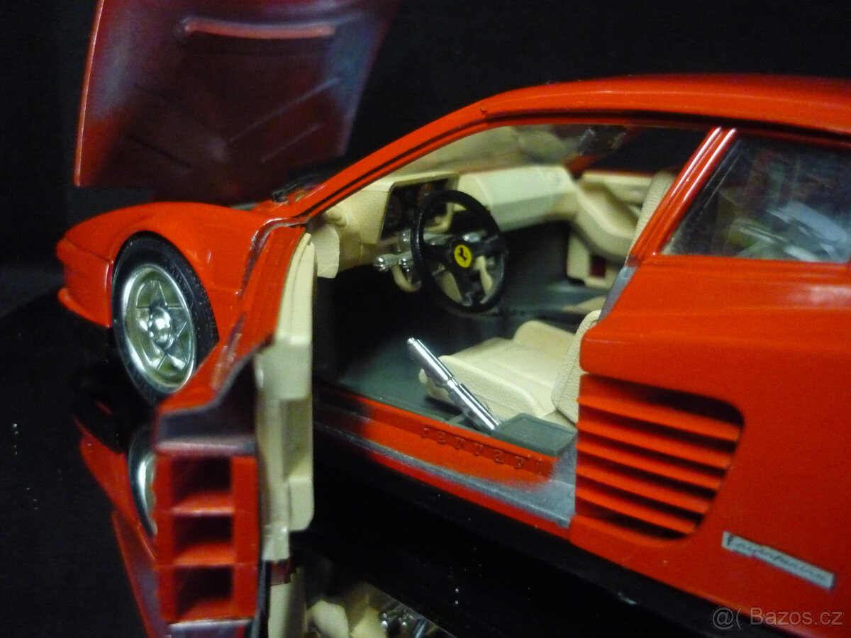 Ferrari Testarossa 1984 Bburago 1/18 - 3