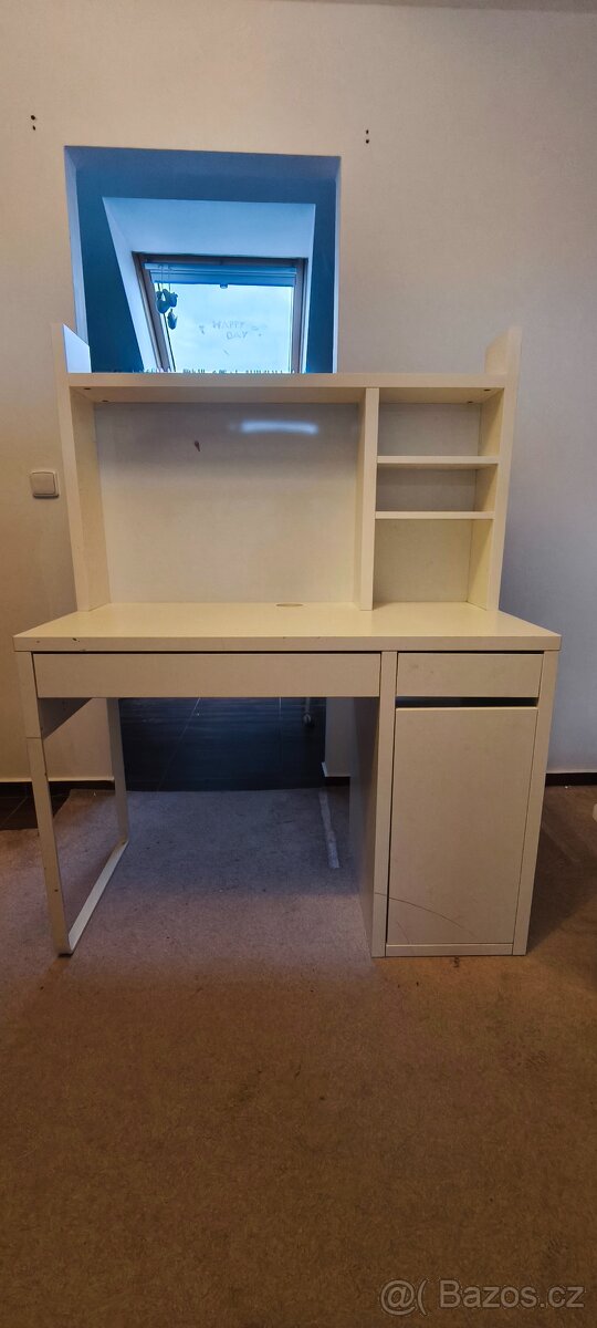 Pracovní stůl Micke - 3