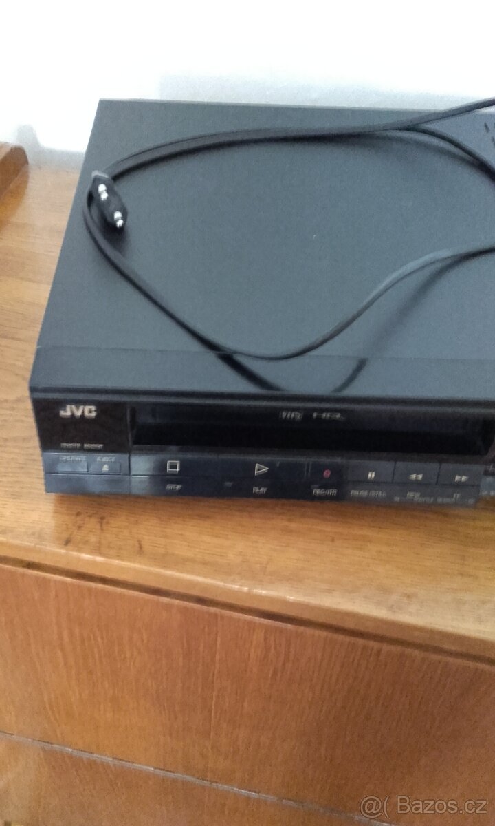 PRODÁM VIDEOREKORDÉR - 3