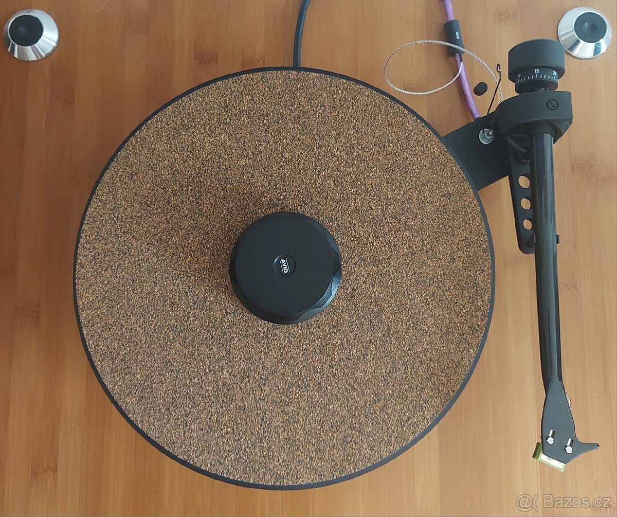 Gramofon Avid Ingenium - 3