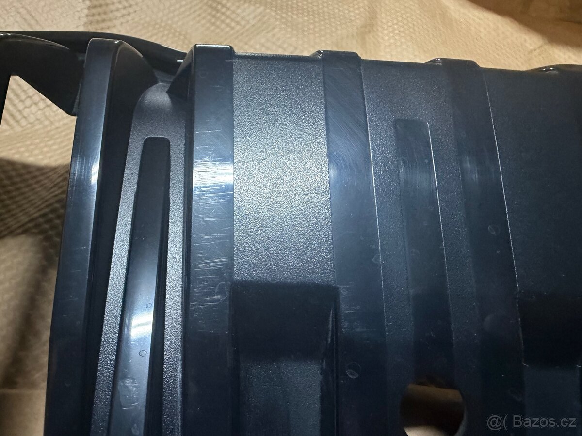 Skoda karoq CERNA MASKA BLACK - 3