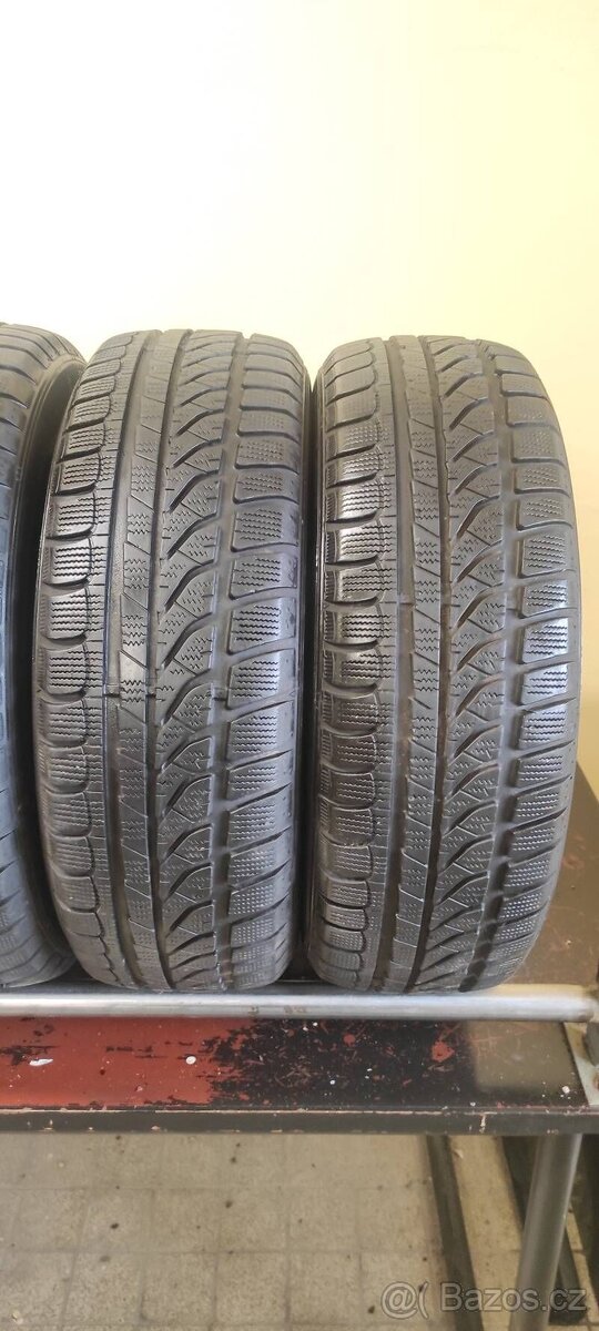 Dunlop 185/60 R15 88T 5-5,5mm - 3