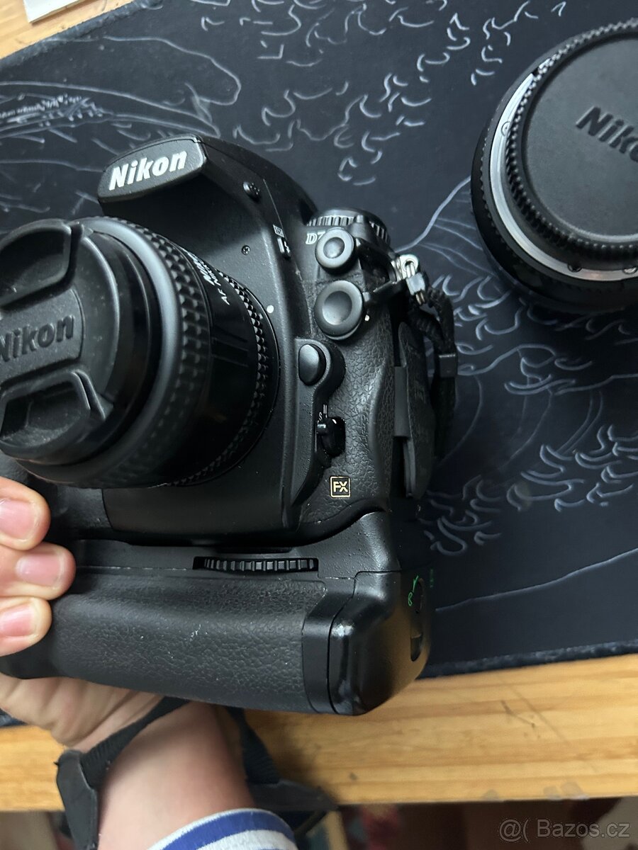 Nikon D700 - 3