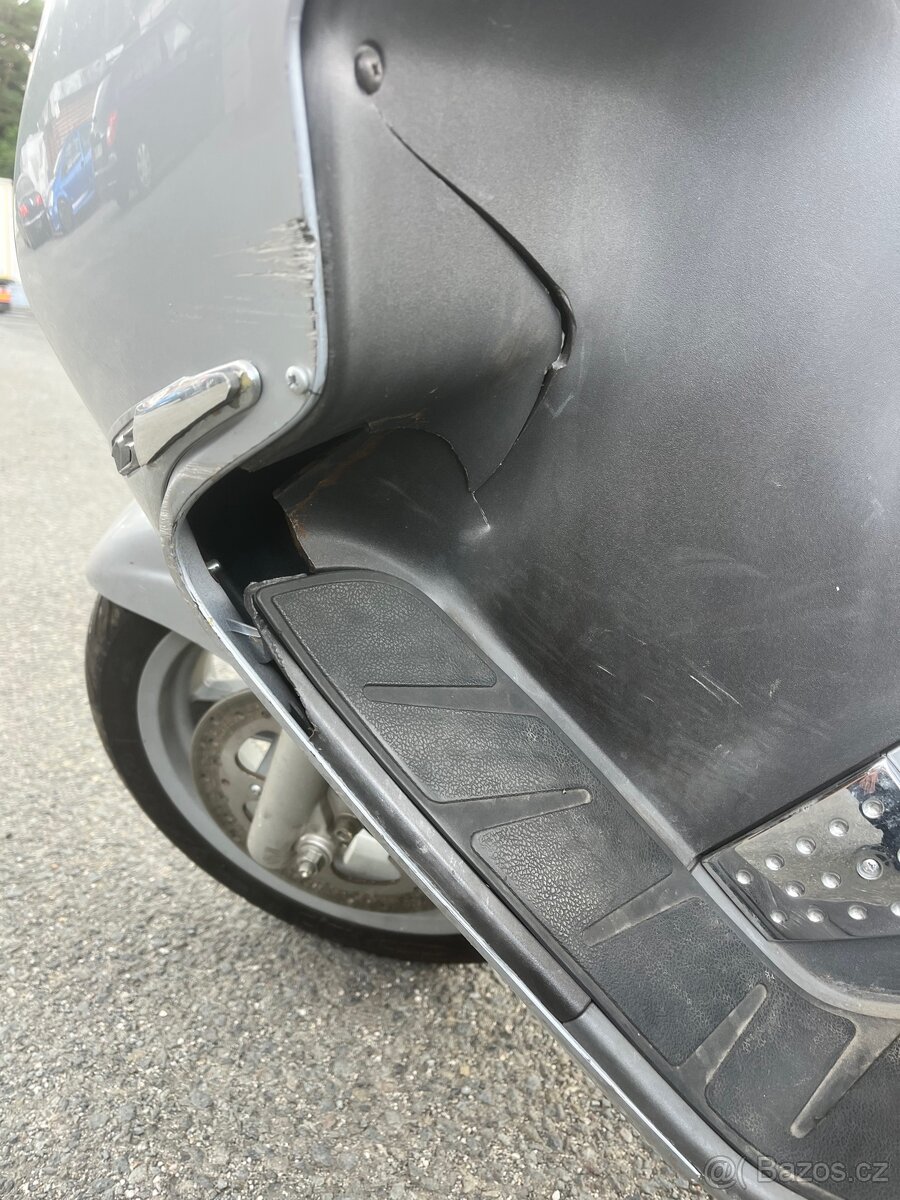 Skútr piaggio x8 125ccm - 3