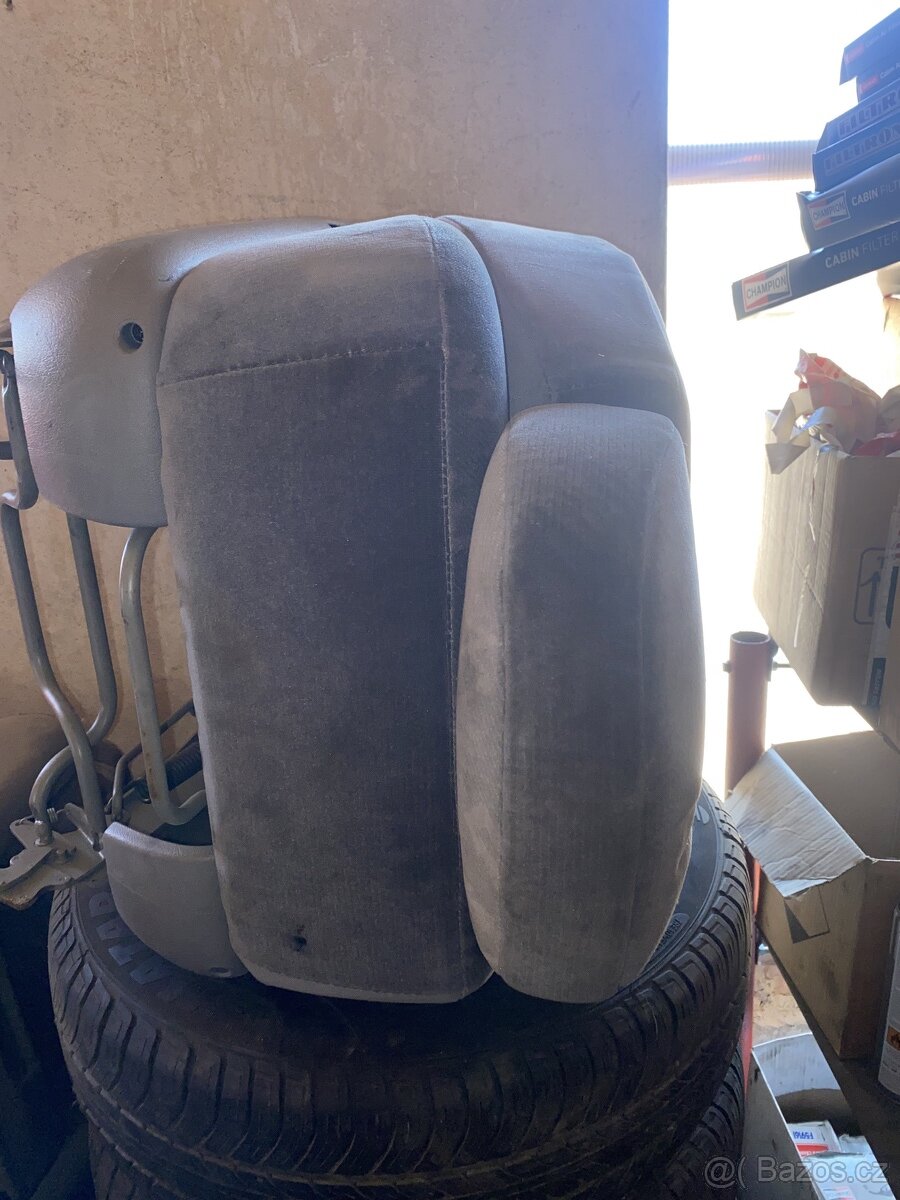 prodám přední/zadní sedačky Alhambra Galaxy Sharan - 3