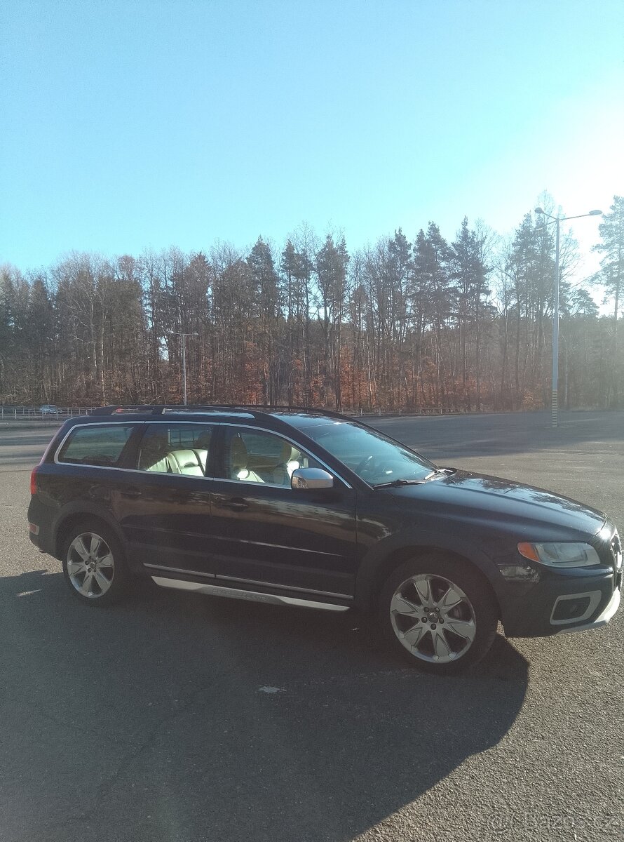 Volvo XC70 D5 AWD - 3