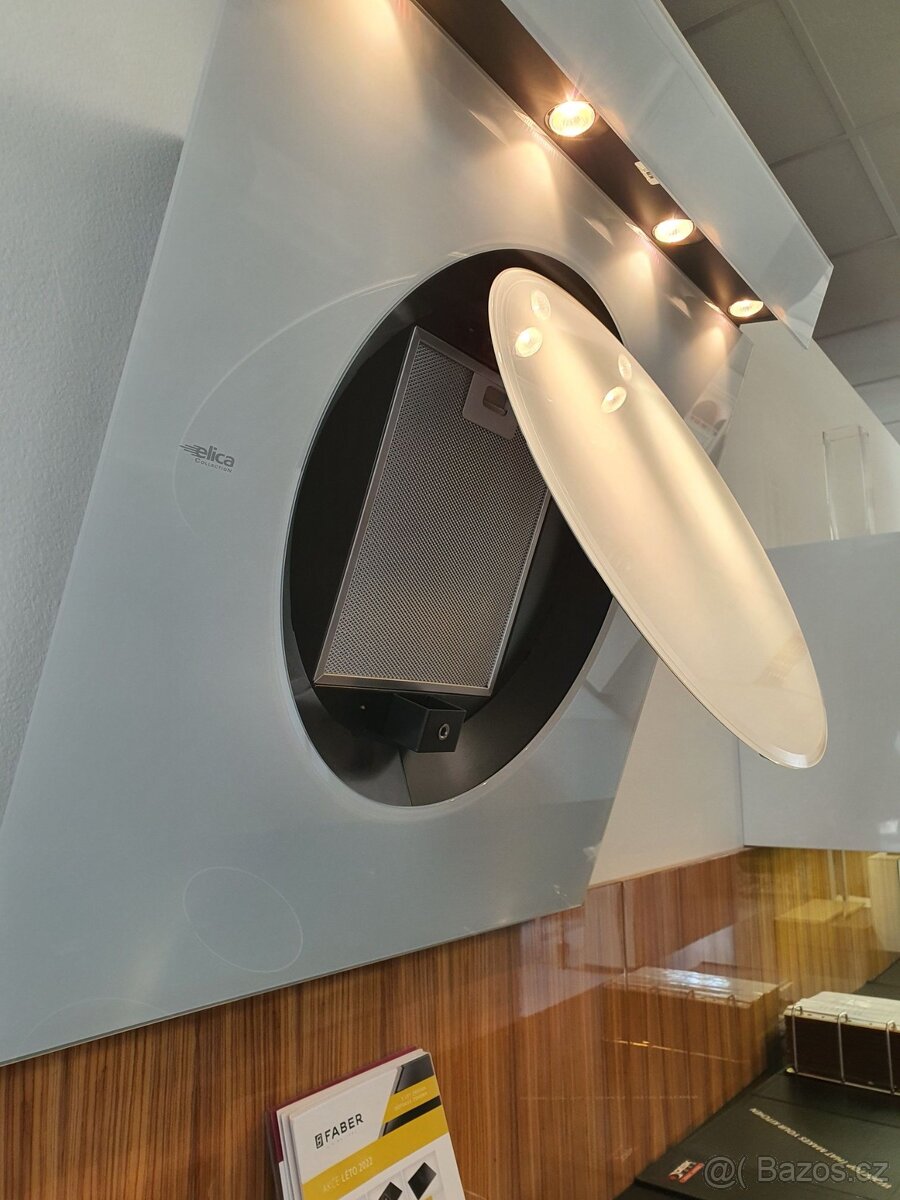 Digestoř Elica OM - 3