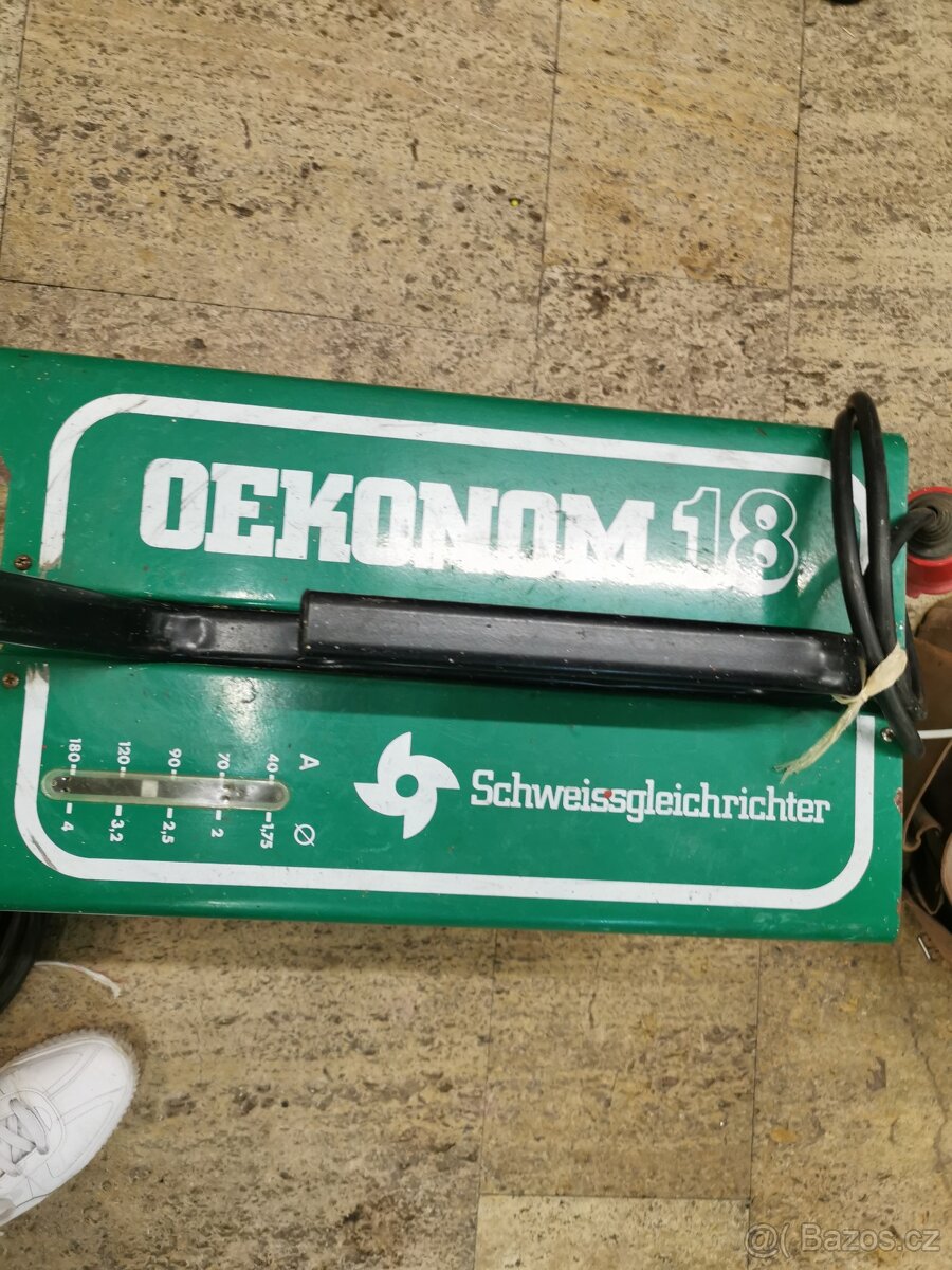 Svářečka 220/380. - 3