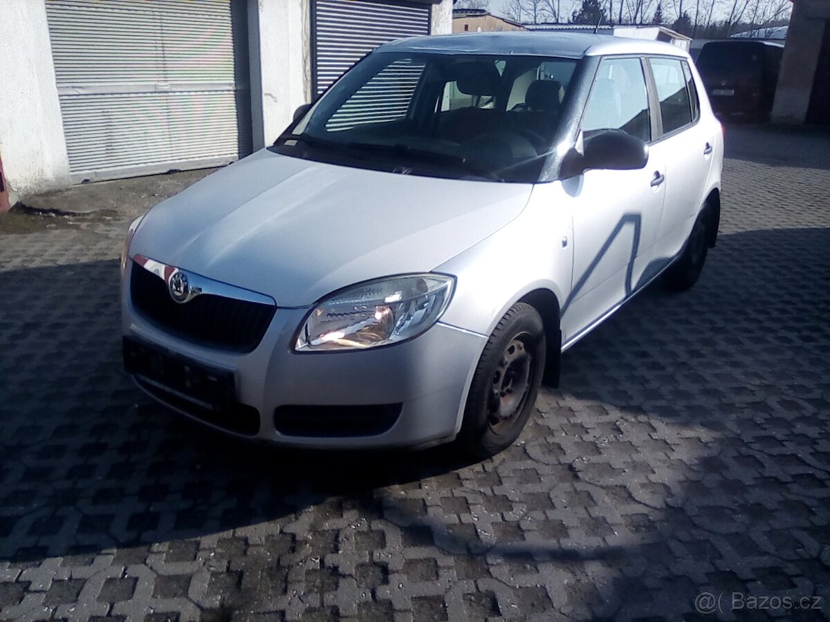 SKODA FABIA 1.2HTP 51KW hatchback - 3
