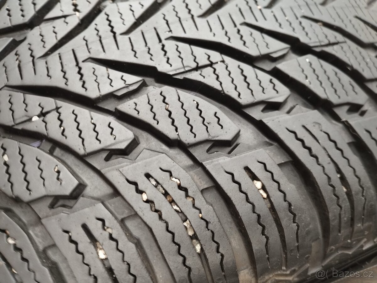 Nokian WR SUV 4 215/65 R16 98H - 3