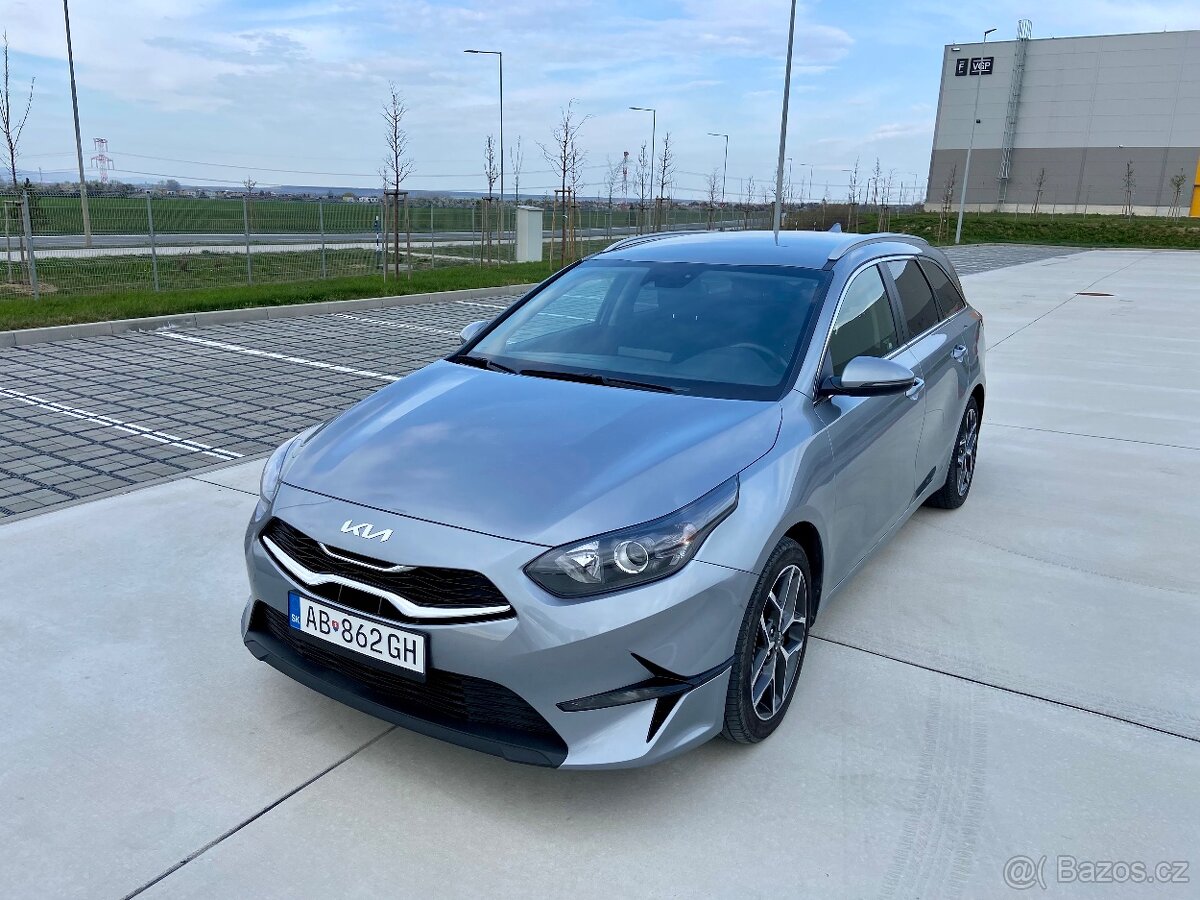 KIA CEED SW model 2022 - 3