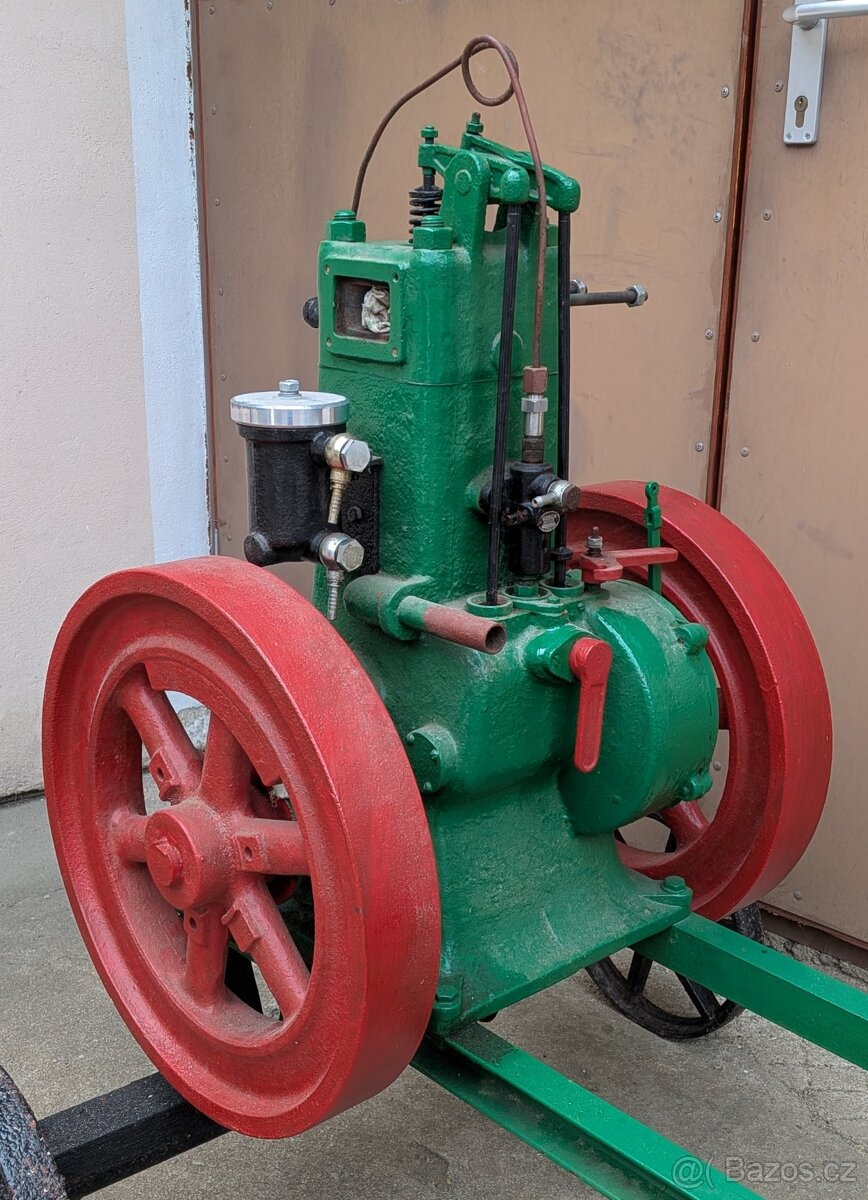 Stabilní motor Slavia Diesel 4HP - 3