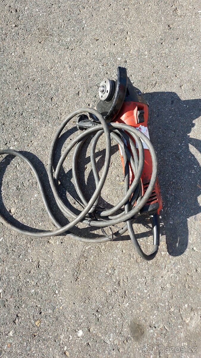 Bruska úhlová DCG 125-S - 3