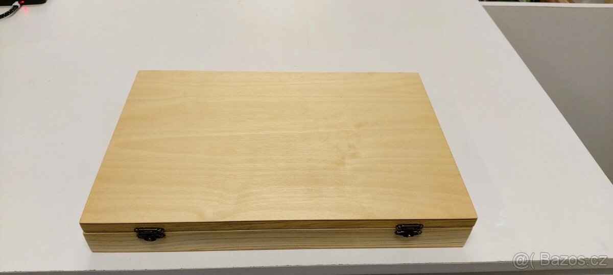 Kvalitní dřevěná kazeta na semišové plata - na 3 plata. - 3