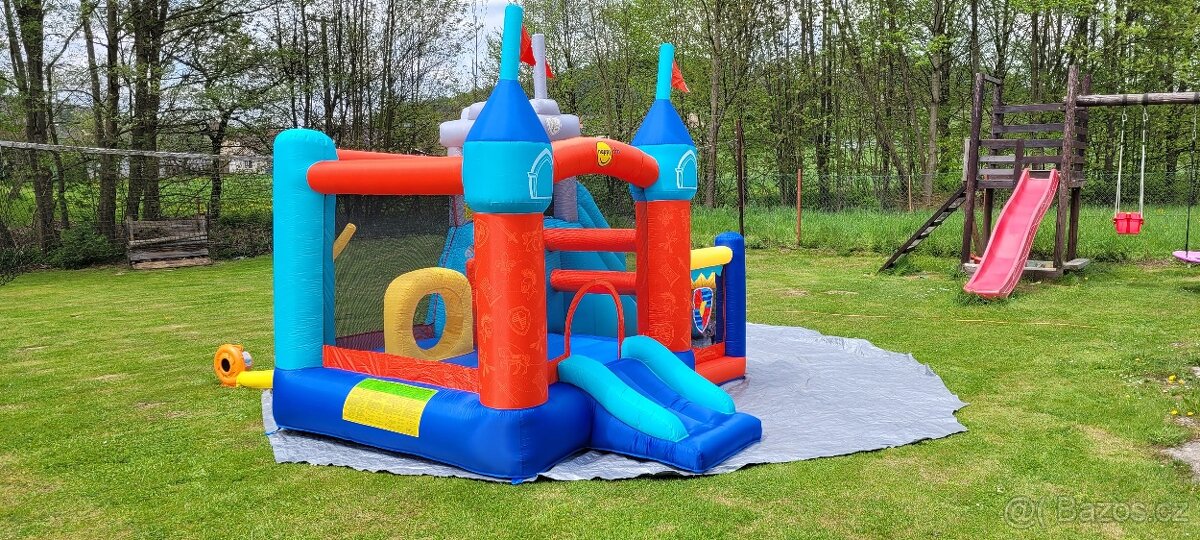 Skákací hrad - Rytířský - 3