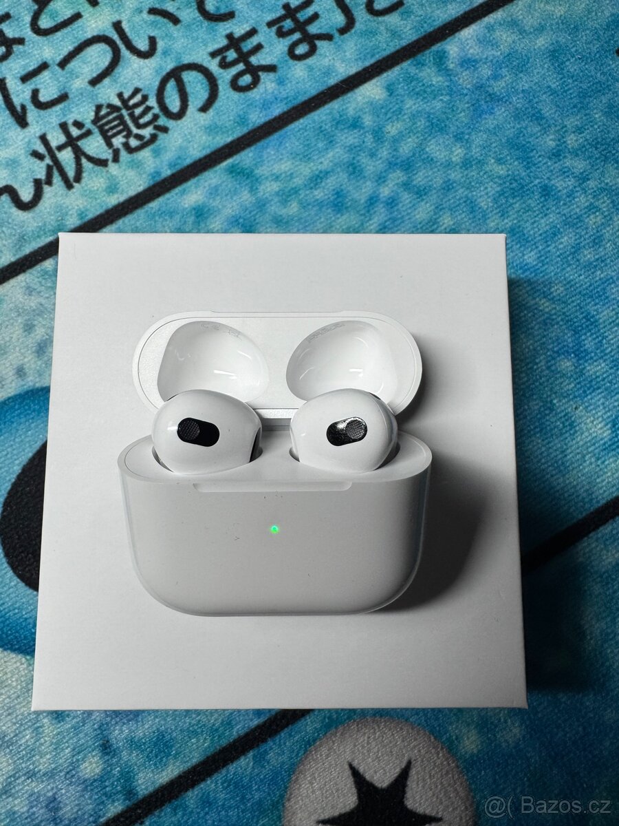 Airpods 3 generace - 3