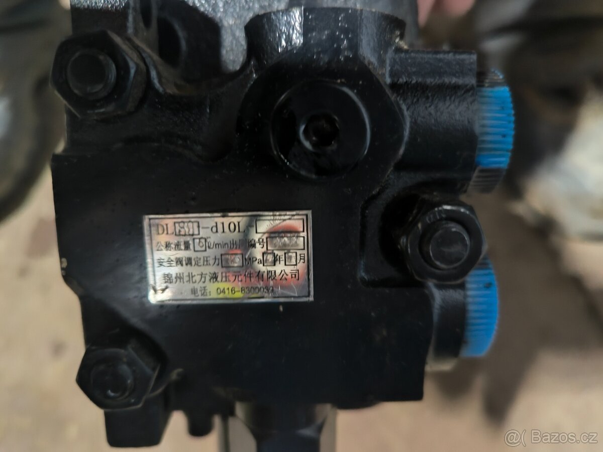 Minibagr rozvaděč - 3