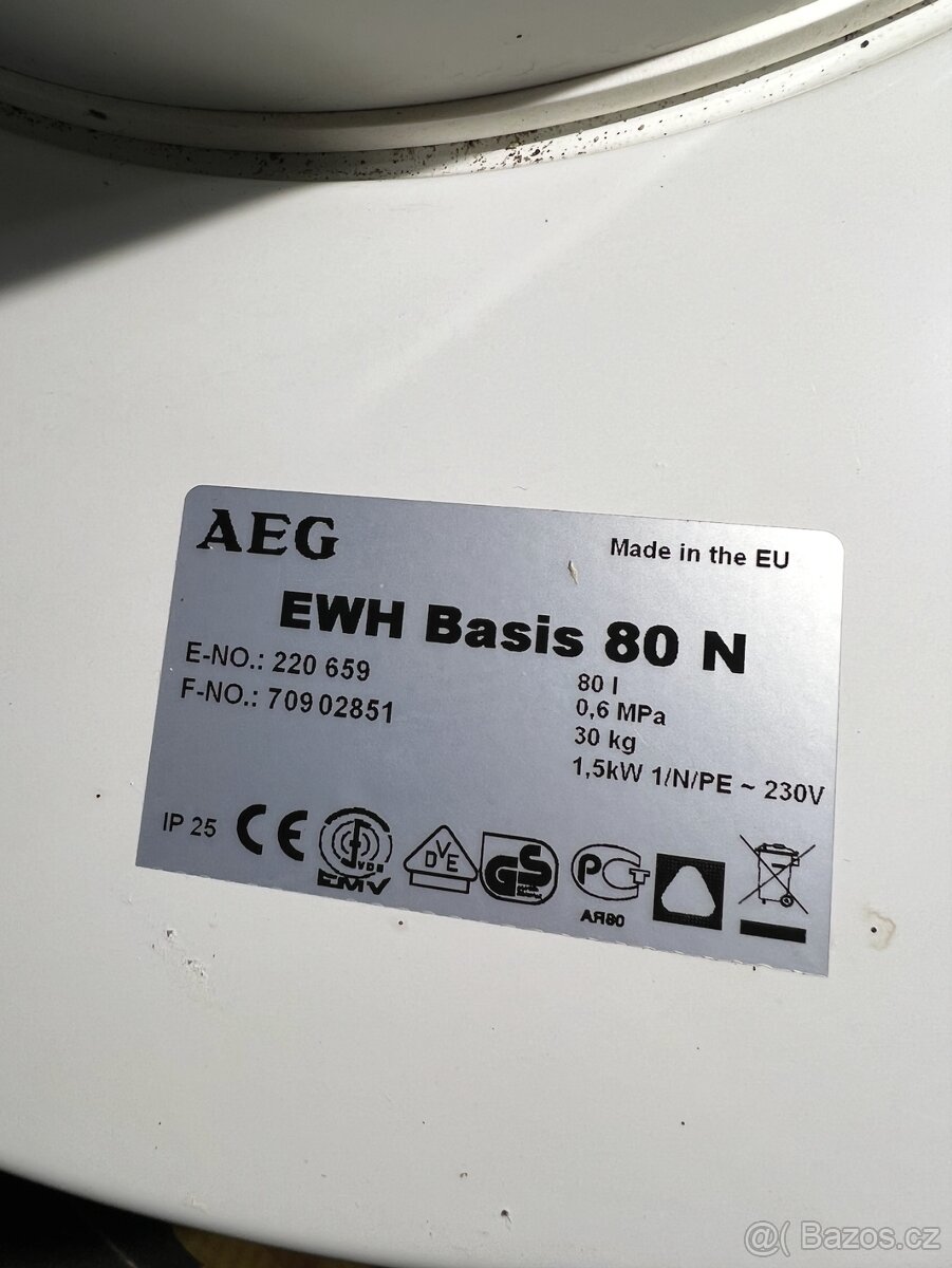 Bojler AEG 80 litrů - 3