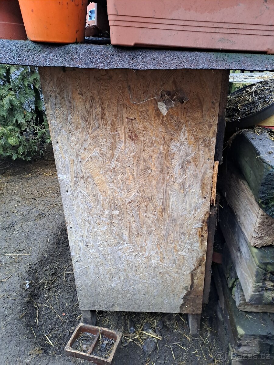 Dvoukotcová králíkárna s křepelkami - 3